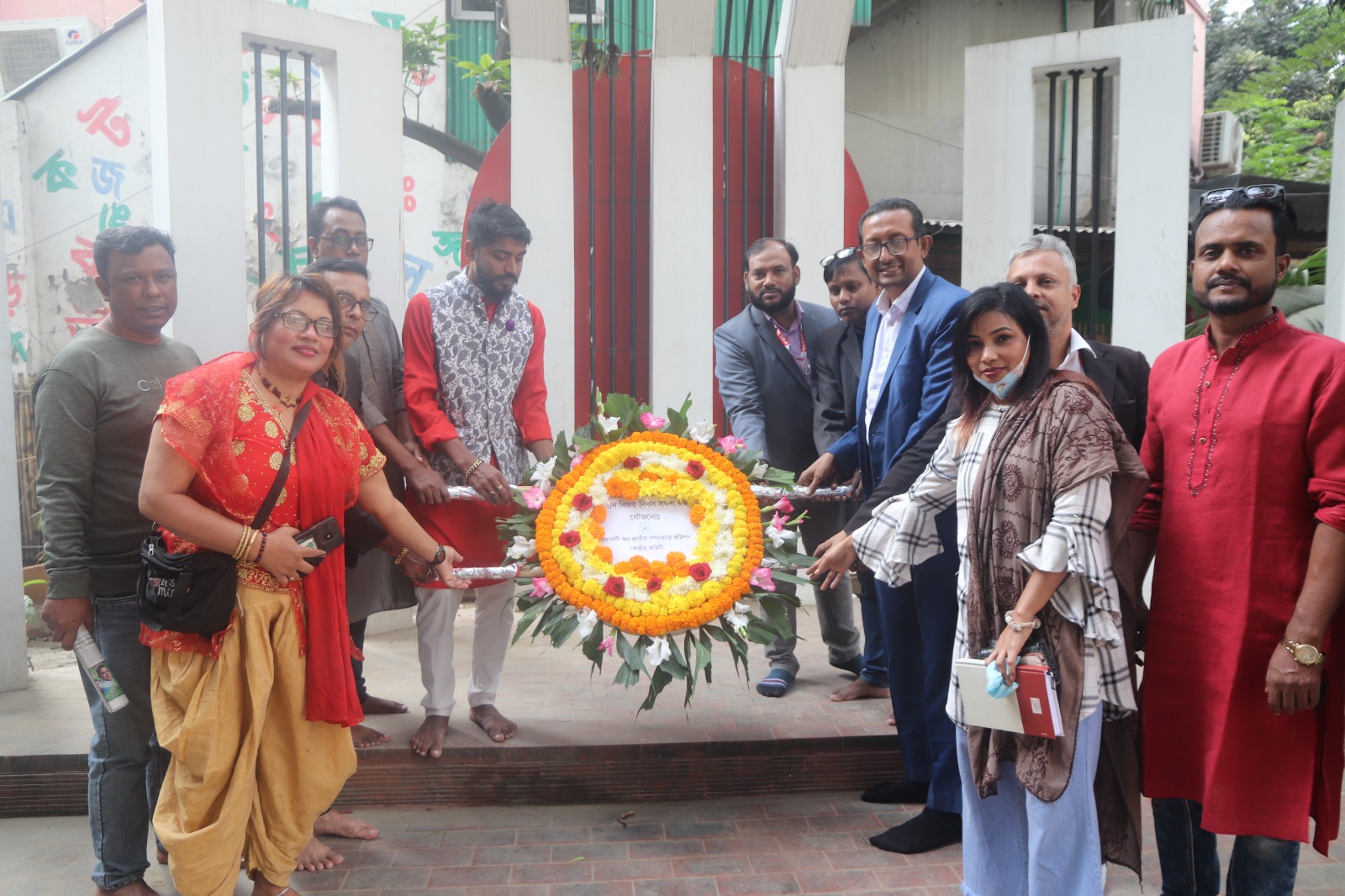 জাতীয় গণমাধ্যম কমিশনের উদ্যোগে ঢাকা সিলেট চট্রগ্রাম রংপুর নোয়াখালী লক্ষ্মীপর সহ সারা দেশে মহান বিজয় দিবস উদযাপন