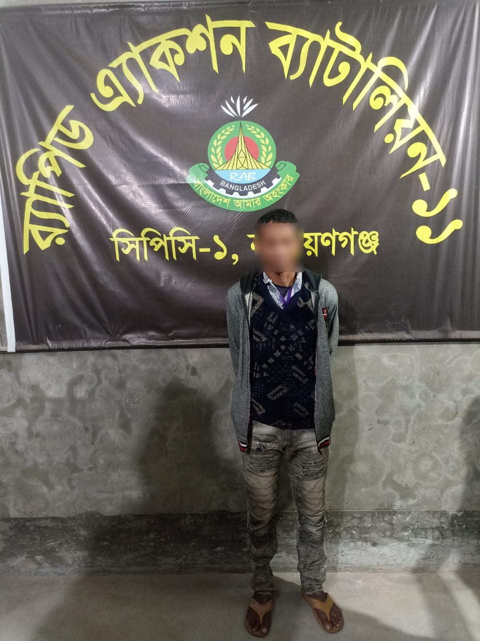 দিনাজপুরে বাক-প্রতিবন্ধী নারী ধর্ষণর‍্যাবের অভিযানে প্রধান আসামিসহ গ্রেফতার ২